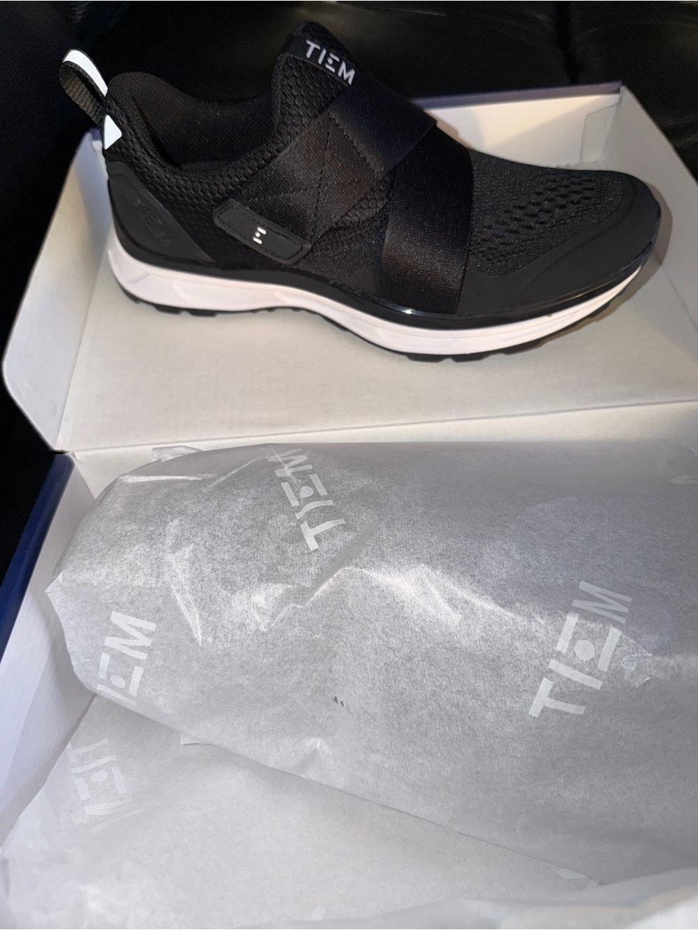 BRAND NEW women’s Tiem Slipstream Black Slip-On Cycling / Spin Shoes